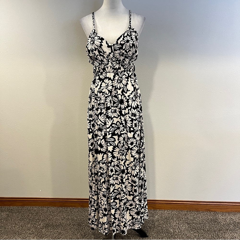 Mason & Bell Floral Black‎ and White sleeveless Maxi Dress size small